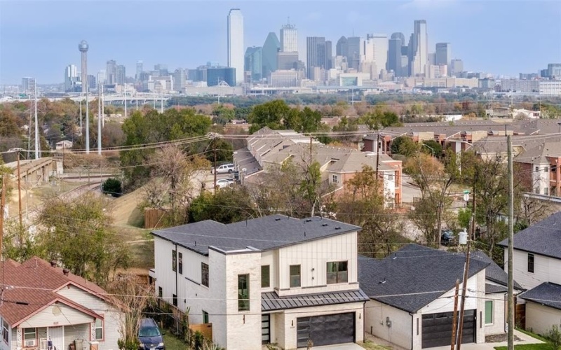 1409 Doyle Avenue, Dallas, TX 75203, 3 Habitaciones Habitaciones , ,3 BañosBaños,Residential,En Venta,1409 Doyle Avenue,0,21111825