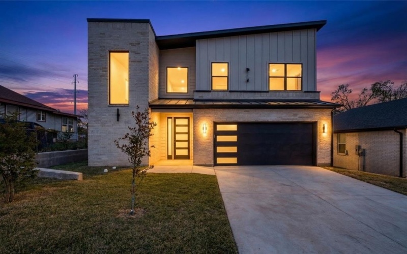 1409 Doyle Avenue, Dallas, TX 75203, 3 Habitaciones Habitaciones , ,3 BañosBaños,Residential,En Venta,1409 Doyle Avenue,0,21111825