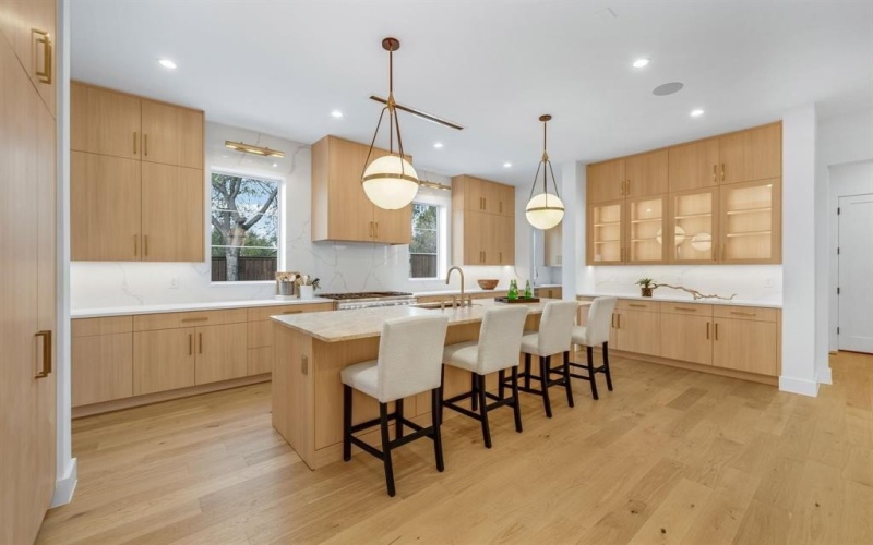 3739 Royal Lane, Dallas, TX 75229, 5 Bedrooms Bedrooms, ,6 BathroomsBathrooms,Residential,For Sale,3739 Royal Lane,0,21116474