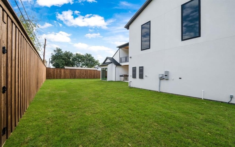 3739 Royal Lane, Dallas, TX 75229, 5 Bedrooms Bedrooms, ,6 BathroomsBathrooms,Residential,For Sale,3739 Royal Lane,0,21116474