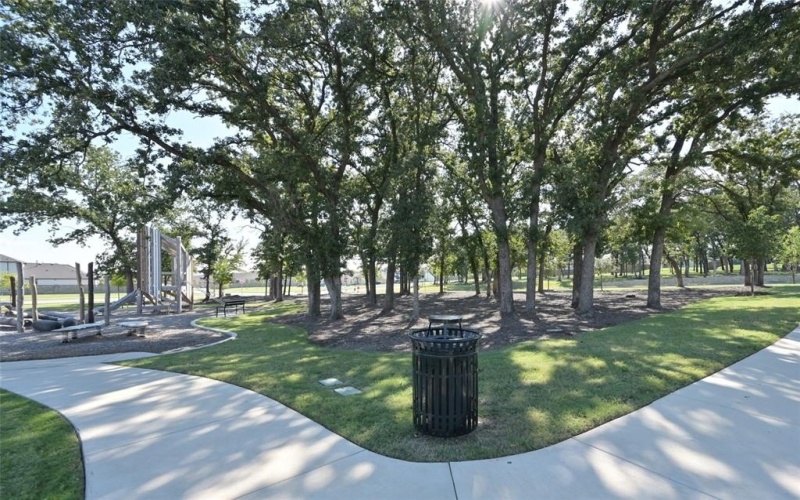 2600 GOLDFINCH Drive, Denton, TX 76205, 4 Habitaciones Habitaciones , ,2 BañosBaños,Residential,En Venta,2600 GOLDFINCH Drive,0,21118391