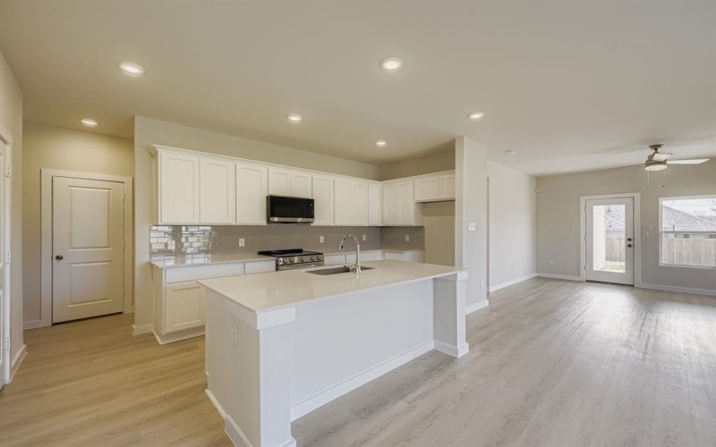 1052 Miraverde Trail, Crowley, TX 76036, 4 Bedrooms Bedrooms, ,2 BathroomsBathrooms,Residential,For Sale,1052 Miraverde Trail,0,21119138