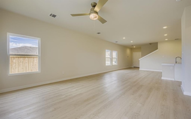 1052 Miraverde Trail, Crowley, TX 76036, 4 Bedrooms Bedrooms, ,2 BathroomsBathrooms,Residential,For Sale,1052 Miraverde Trail,0,21119138