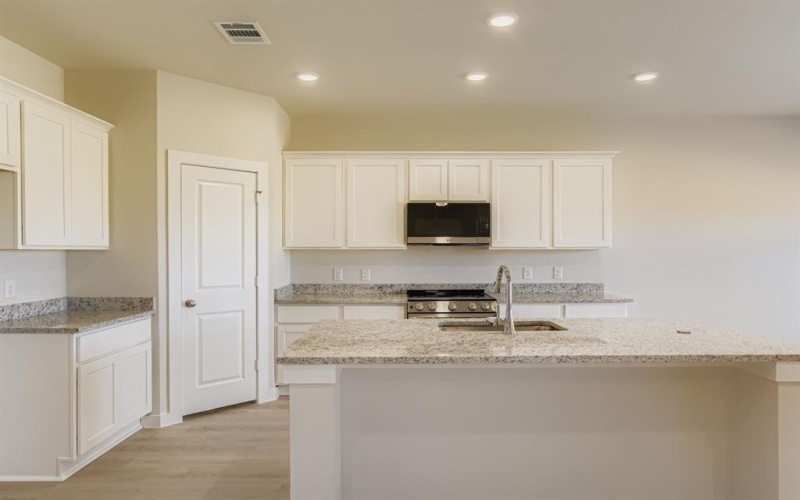 461 Suffolk Drive, Ferris, TX 75125, 3 Bedrooms Bedrooms, ,2 BathroomsBathrooms,Residential,For Sale,461 Suffolk Drive,0,21119142