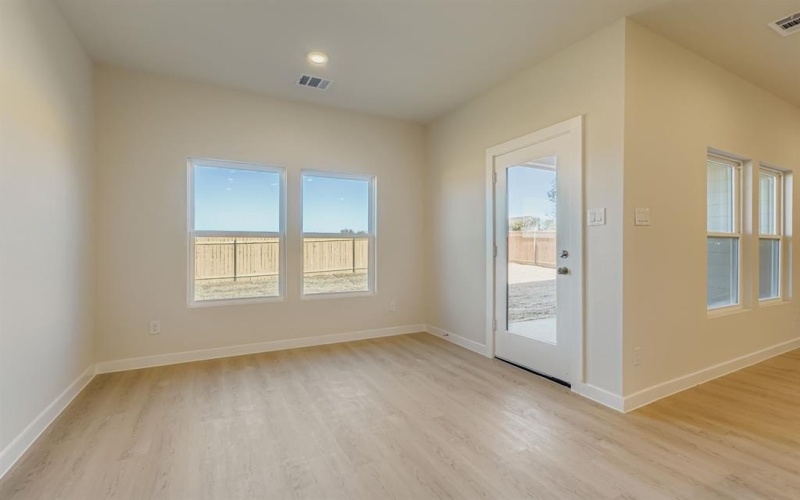 461 Suffolk Drive, Ferris, TX 75125, 3 Bedrooms Bedrooms, ,2 BathroomsBathrooms,Residential,For Sale,461 Suffolk Drive,0,21119142