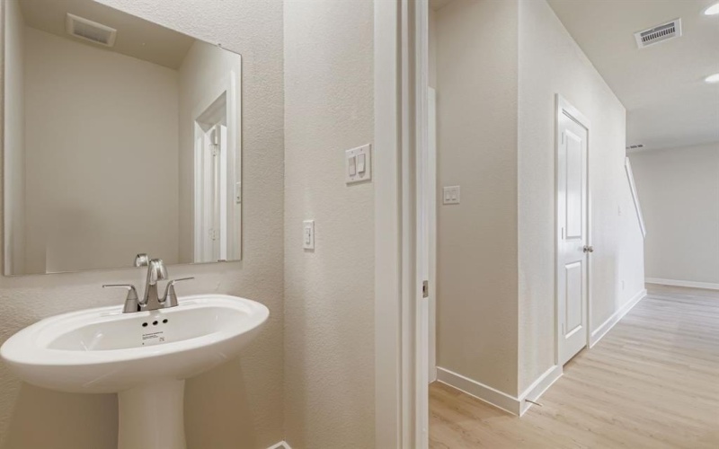 465 Suffolk Drive, Ferris, TX 75125, 4 Bedrooms Bedrooms, ,2 BathroomsBathrooms,Residential,For Sale,465 Suffolk Drive,0,21119147