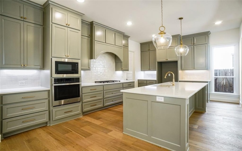 407 Wingtail Drive, Aledo, TX 76008, 4 Bedrooms Bedrooms, ,3 BathroomsBathrooms,Residential,For Sale,407 Wingtail Drive,0,21119219