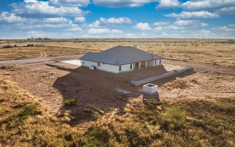 1813 N County Rd 1112, Midland, TX 79706, 4 Bedrooms Bedrooms, ,3 BathroomsBathrooms,Residential,For Sale,1813 N County Rd 1112,0,50087042