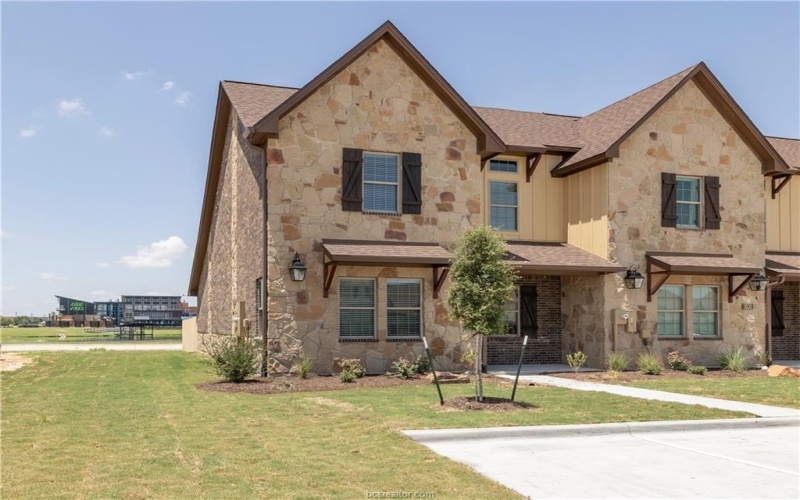 4067 Gunner Trail, College Station, TX 77845, 4 Bedrooms Bedrooms, ,5 BathroomsBathrooms,Residential,For Sale,4067 Gunner Trail,0,25012325