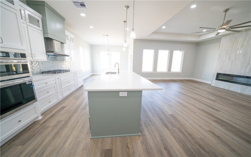 7702 Roman Drive, Corpus Christi, TX 78414, 4 Habitaciones Habitaciones , ,3 BañosBaños,Residential,En Venta,7702 Roman Drive,0,468180