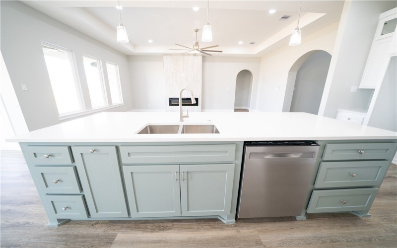 7702 Roman Drive, Corpus Christi, TX 78414, 4 Habitaciones Habitaciones , ,3 BañosBaños,Residential,En Venta,7702 Roman Drive,0,468180