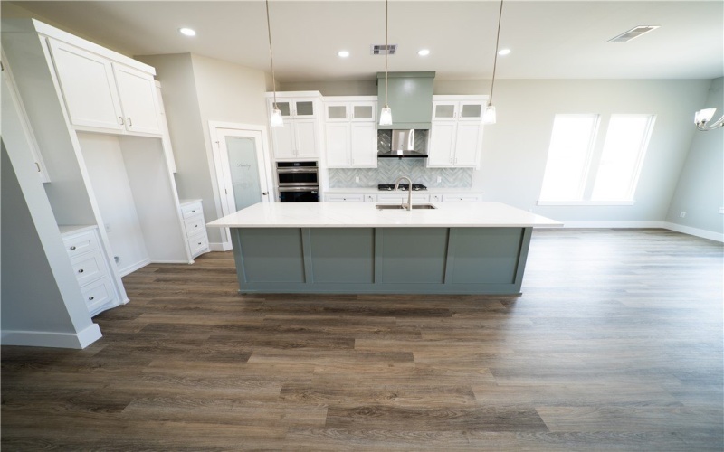 7702 Roman Drive, Corpus Christi, TX 78414, 4 Habitaciones Habitaciones , ,3 BañosBaños,Residential,En Venta,7702 Roman Drive,0,468180