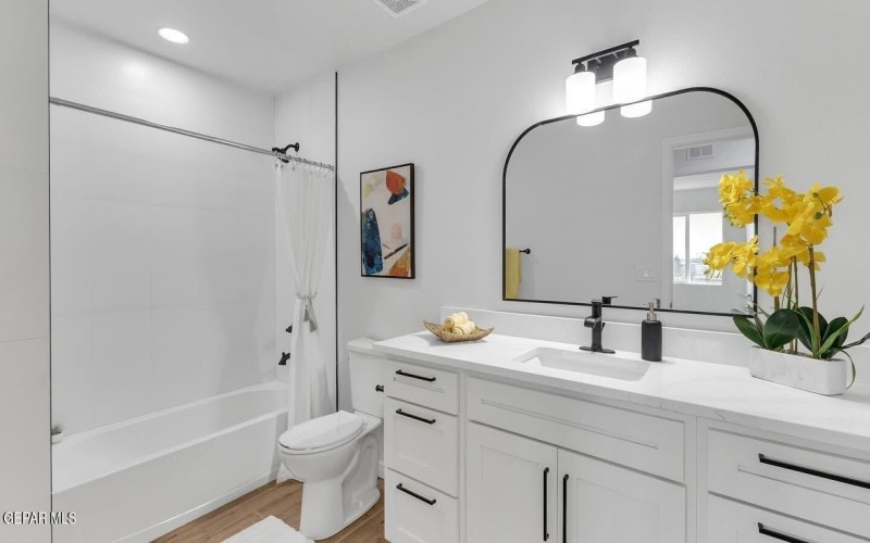 807 TS Daniel Cadena Drive, Socorro, TX 79927, ,Residential Multi Family,For Sale,807 TS Daniel Cadena Drive,0,934160