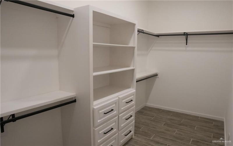 2908 Arboledas Drive, San Juan, TX 78589, 3 Bedrooms Bedrooms, ,2 BathroomsBathrooms,Residential,For Sale,2908 Arboledas Drive,0,487679