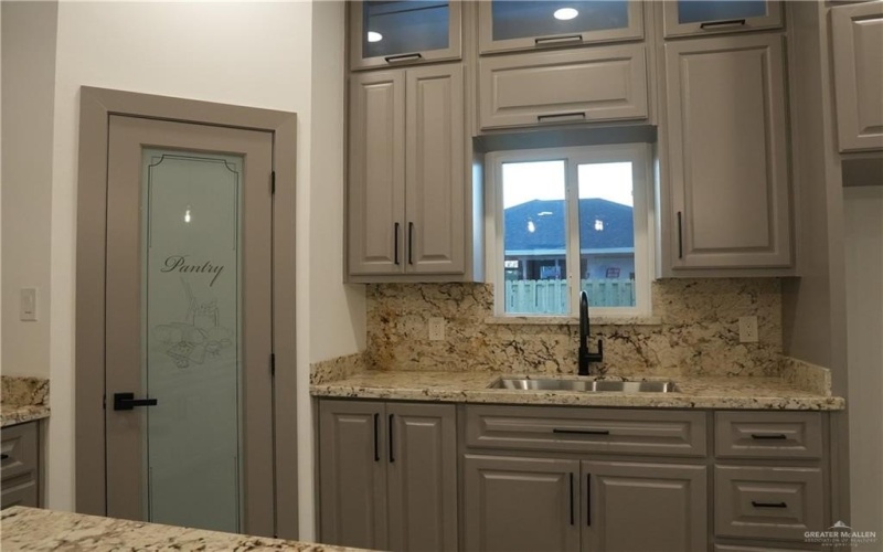 2908 Arboledas Drive, San Juan, TX 78589, 3 Bedrooms Bedrooms, ,2 BathroomsBathrooms,Residential,For Sale,2908 Arboledas Drive,0,487679