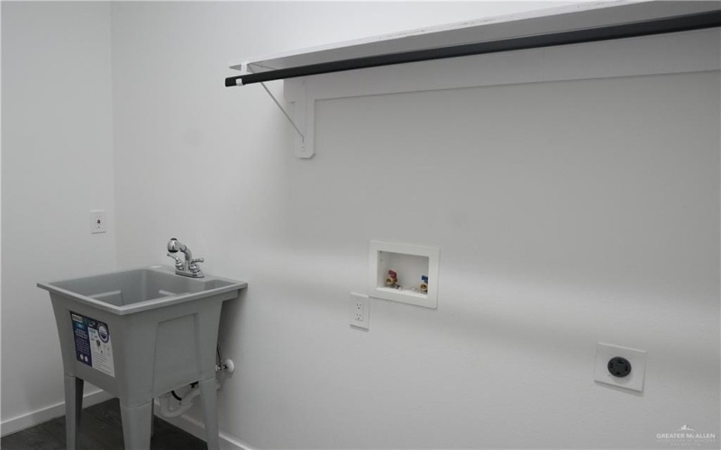 2910 Arboledas Drive, San Juan, TX 78589, 3 Bedrooms Bedrooms, ,2 BathroomsBathrooms,Residential,For Sale,2910 Arboledas Drive,0,487681