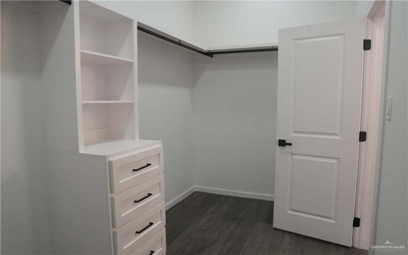 2910 Arboledas Drive, San Juan, TX 78589, 3 Bedrooms Bedrooms, ,2 BathroomsBathrooms,Residential,For Sale,2910 Arboledas Drive,0,487681