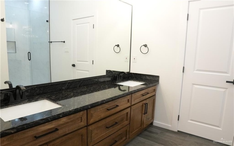 2910 Arboledas Drive, San Juan, TX 78589, 3 Bedrooms Bedrooms, ,2 BathroomsBathrooms,Residential,For Sale,2910 Arboledas Drive,0,487681