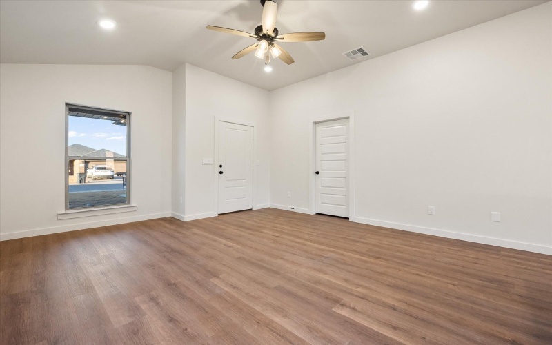 3015 139th Street, Lubbock, TX 79423, 3 Bedrooms Bedrooms, ,2 BathroomsBathrooms,Residential,For Sale,3015 139th Street,0,202563399