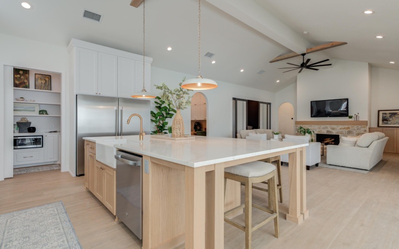 3808 126th Street, Lubbock, TX 79423, 4 Habitaciones Habitaciones , ,3 BañosBaños,Residential,En Venta,3808 126th Street,0,202563407