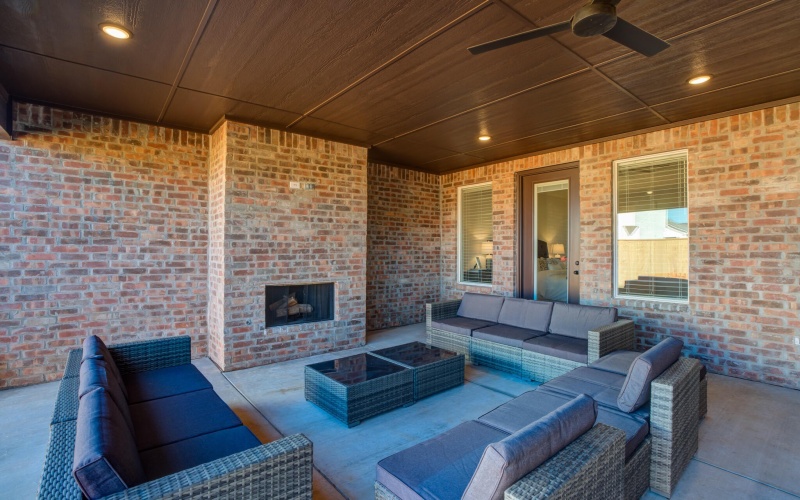 3808 126th Street, Lubbock, TX 79423, 4 Habitaciones Habitaciones , ,3 BañosBaños,Residential,En Venta,3808 126th Street,0,202563407