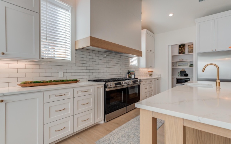 3808 126th Street, Lubbock, TX 79423, 4 Habitaciones Habitaciones , ,3 BañosBaños,Residential,En Venta,3808 126th Street,0,202563407