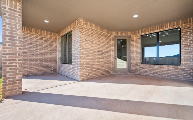 1123 N 6th Street, Wolfforth, TX 79382, 4 Bedrooms Bedrooms, ,3 BathroomsBathrooms,Residential,For Sale,1123 N 6th Street,0,202563410