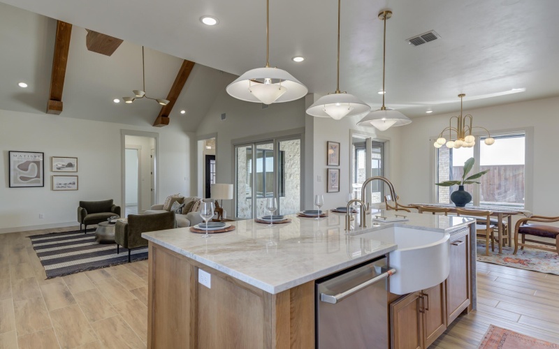 15014 Orlando Avenue, Lubbock, TX 79423, 4 Bedrooms Bedrooms, ,3 BathroomsBathrooms,Residential,For Sale,15014 Orlando Avenue,0,202563429