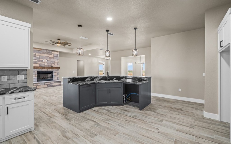 525 Private Rd 101K, Seminole, TX 79360, 4 Bedrooms Bedrooms, ,2 BathroomsBathrooms,Residential,For Sale,525 Private Rd 101K,0,50087048