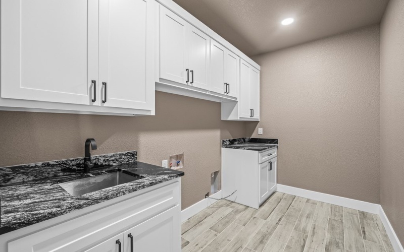 525 Private Rd 101K, Seminole, TX 79360, 4 Bedrooms Bedrooms, ,2 BathroomsBathrooms,Residential,For Sale,525 Private Rd 101K,0,50087048