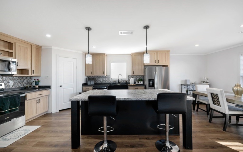 2120 Bowie St, Midland, TX 79705, 4 Bedrooms Bedrooms, ,2 BathroomsBathrooms,Residential,For Sale,2120 Bowie St,0,50087062