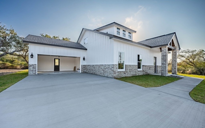 157 Walter Heldenfels Cir, ROCKPORT, TX 78382, 3 Bedrooms Bedrooms, ,3 BathroomsBathrooms,Residential,For Sale,157 Walter Heldenfels Cir,0,149143