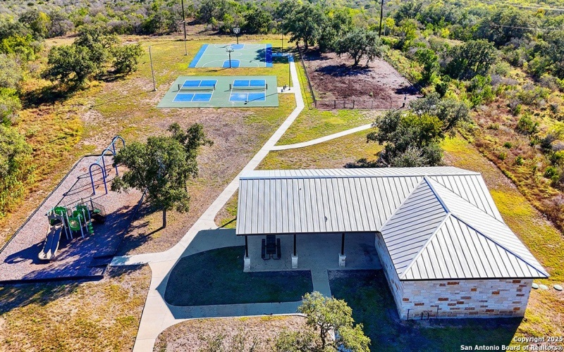 211 Lucy Landing, San Antonio, TX 78245, 4 Bedrooms Bedrooms, ,3 BathroomsBathrooms,Residential,For Sale,211 Lucy Landing,0,1924835