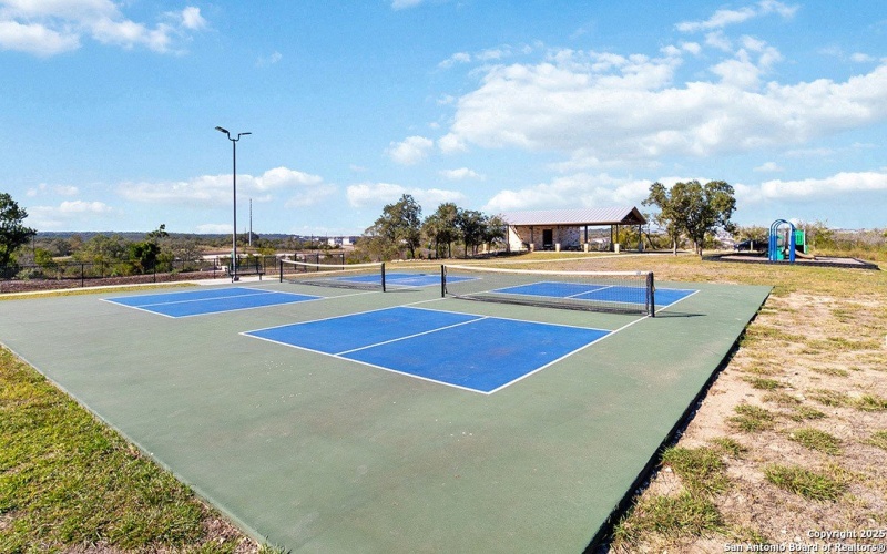 203 Scott Square, San Antonio, TX 78245, 4 Bedrooms Bedrooms, ,2 BathroomsBathrooms,Residential,For Sale,203 Scott Square,0,1924843