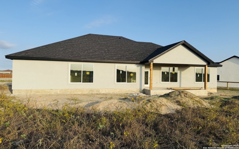 133 Merion, La Vernia, TX 78121, 3 Bedrooms Bedrooms, ,2 BathroomsBathrooms,Residential,For Sale,133 Merion,0,1924905