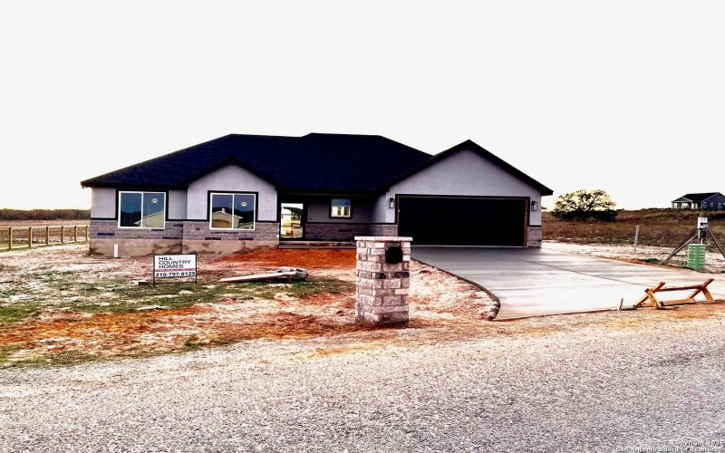 133 Merion, La Vernia, TX 78121, 3 Bedrooms Bedrooms, ,2 BathroomsBathrooms,Residential,For Sale,133 Merion,0,1924905