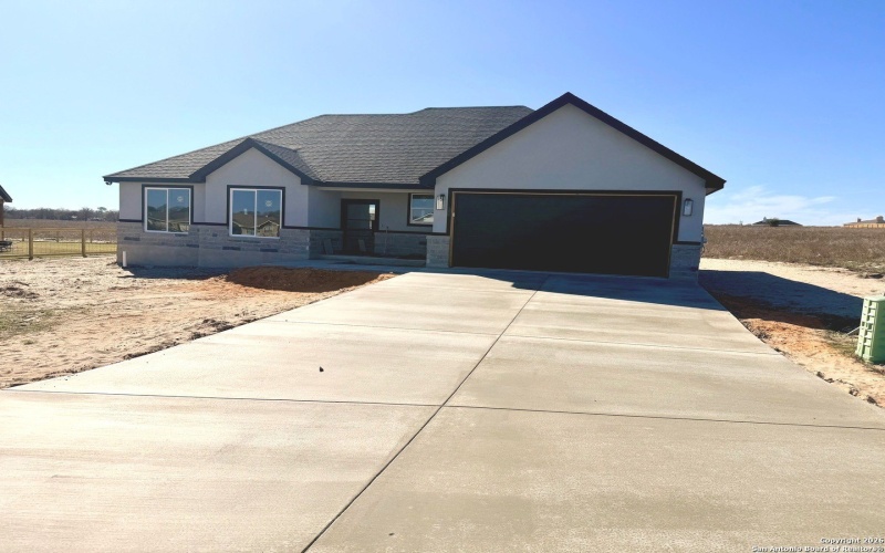 133 Merion, La Vernia, TX 78121, 3 Bedrooms Bedrooms, ,2 BathroomsBathrooms,Residential,For Sale,133 Merion,0,1924905