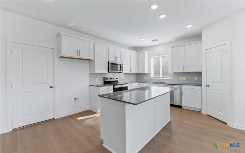 1352 Richards Ranch Road, Belton, TX 76513, 4 Bedrooms Bedrooms, ,3 BathroomsBathrooms,Residential,For Sale,1352 Richards Ranch Road,0,598483