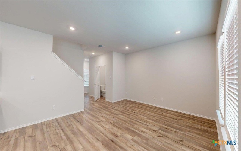 370 Dobson Drive, Killeen, TX 76549, 3 Bedrooms Bedrooms, ,2 BathroomsBathrooms,Residential,For Sale,370 Dobson Drive,0,598659