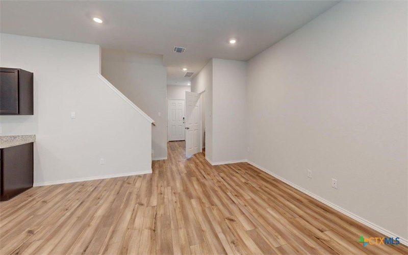 370 Dobson Drive, Killeen, TX 76549, 3 Bedrooms Bedrooms, ,2 BathroomsBathrooms,Residential,For Sale,370 Dobson Drive,0,598659