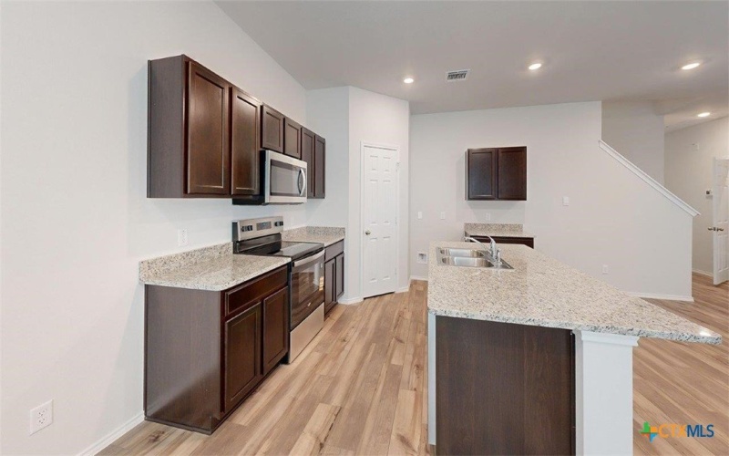 370 Dobson Drive, Killeen, TX 76549, 3 Bedrooms Bedrooms, ,2 BathroomsBathrooms,Residential,For Sale,370 Dobson Drive,0,598659