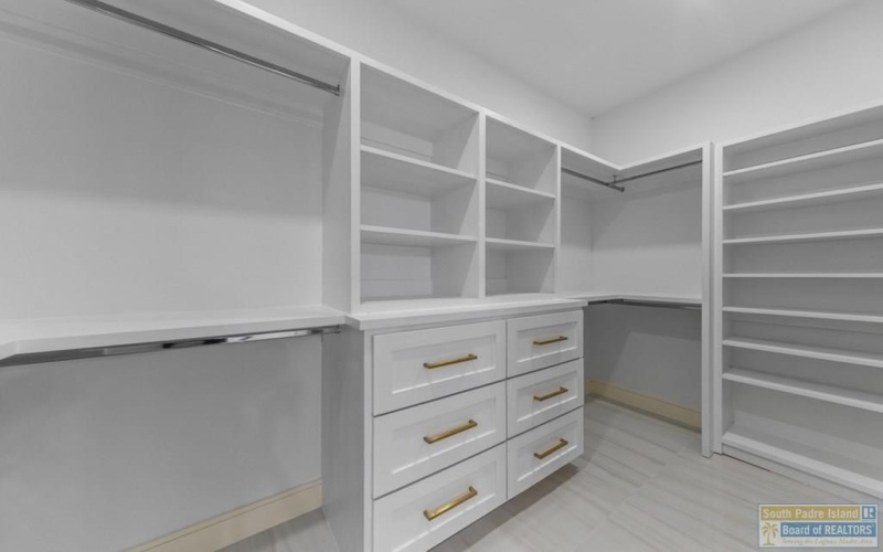 6999 Heritage Oak Dr., Brownsville, TX 78526, 3 Bedrooms Bedrooms, ,2 BathroomsBathrooms,Residential,For Sale,6999 Heritage Oak Dr.,0,104585