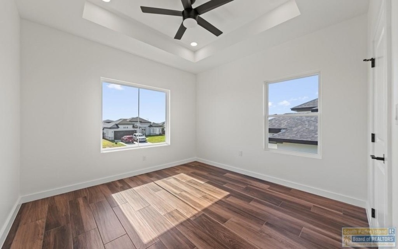 111 Heron Dr., Los Fresnos, TX 78566, 4 Habitaciones Habitaciones , ,3 BañosBaños,Residential,En Venta,111 Heron Dr.,0,104587