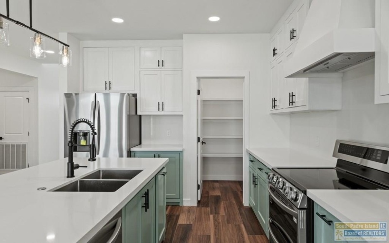 111 Heron Dr., Los Fresnos, TX 78566, 4 Habitaciones Habitaciones , ,3 BañosBaños,Residential,En Venta,111 Heron Dr.,0,104587