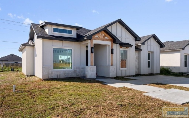 2332 Dorcas Circle, Brownsville, TX 78521, 3 Bedrooms Bedrooms, ,2 BathroomsBathrooms,Residential,For Sale,2332 Dorcas Circle,0,104589