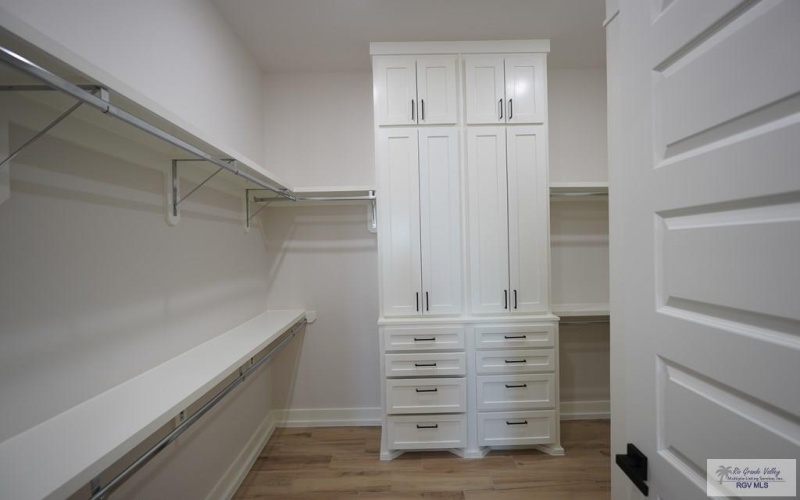 3402 BEAR CREEK CT., HARLINGEN, TX 78550, 4 Bedrooms Bedrooms, ,2 BathroomsBathrooms,Residential,For Sale,3402 BEAR CREEK CT.,0,29770210