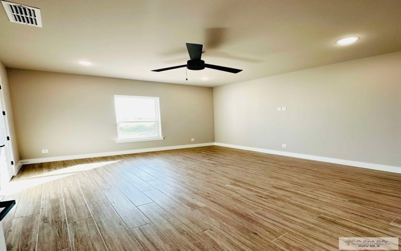3414 BRYAN DR., HARLINGEN, TX 78550, 4 Bedrooms Bedrooms, ,3 BathroomsBathrooms,Residential,For Sale,3414 BRYAN DR.,29764999
