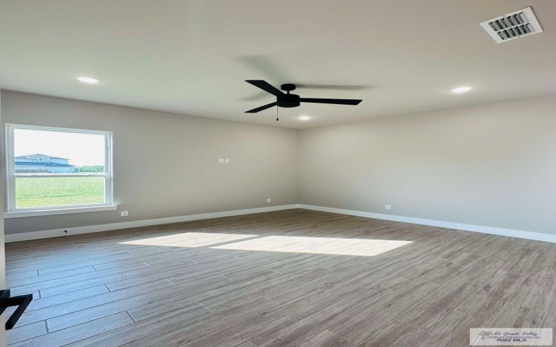 3414 BRYAN DR., HARLINGEN, TX 78550, 4 Bedrooms Bedrooms, ,3 BathroomsBathrooms,Residential,For Sale,3414 BRYAN DR.,29764999