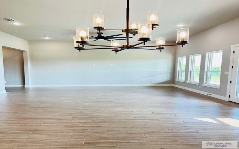 3414 BRYAN DR., HARLINGEN, TX 78550, 4 Bedrooms Bedrooms, ,3 BathroomsBathrooms,Residential,For Sale,3414 BRYAN DR.,29764999