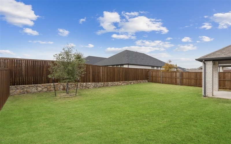 647 Oak Hill Way, Red Oak, TX 75154, 4 Bedrooms Bedrooms, ,2 BathroomsBathrooms,Residential,For Sale,647 Oak Hill Way,0,21115228